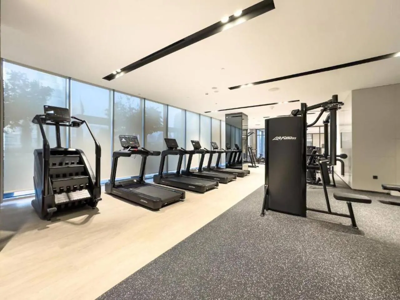 Grande Residence - Contemporary One Bedroom Dubai Apartment